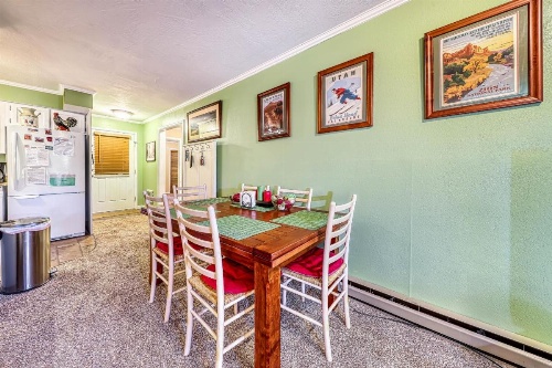 Paradise in the Pines image 14